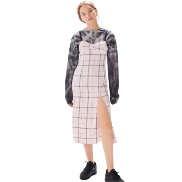 Urban Outfitters Cher Pink Plaid Maxi Slip Dress Black Lace Size Medium - Picture 2 of 16